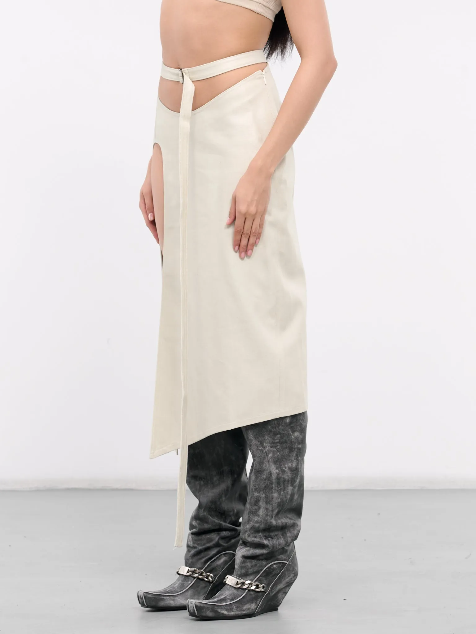 Apron Skirt (EV027YR004-PRIMER)