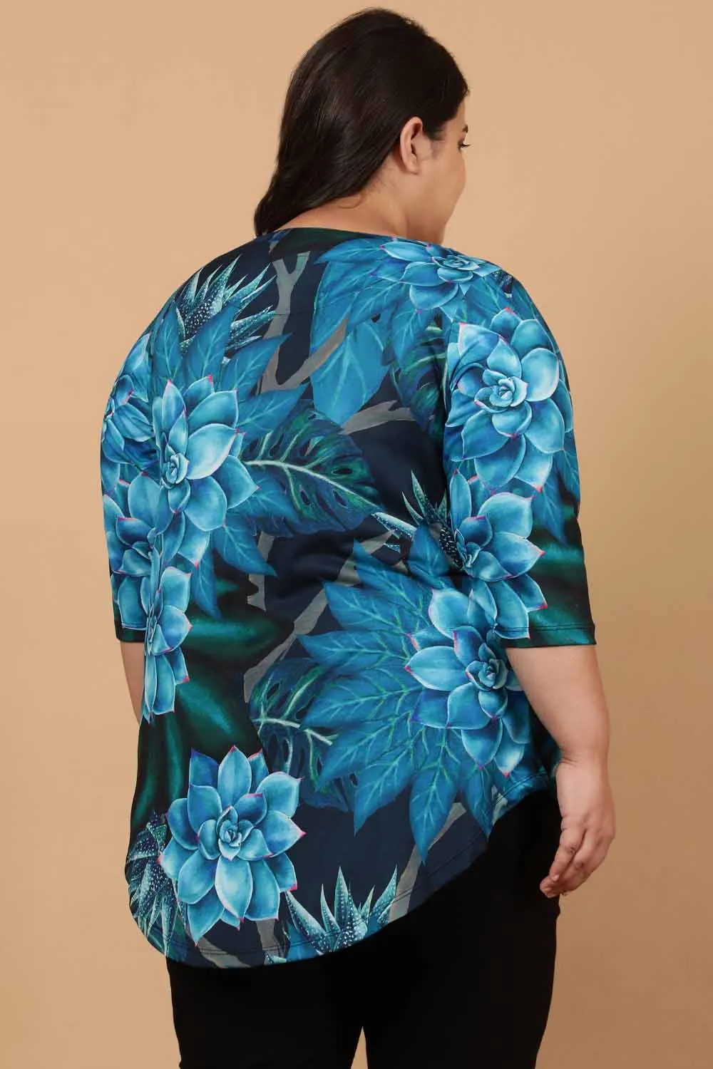 Plus Size Black Deepwater Printed Centre Pleat Top