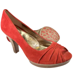 SOFFT Women's •Madeline•  Platform Pump Red Suede