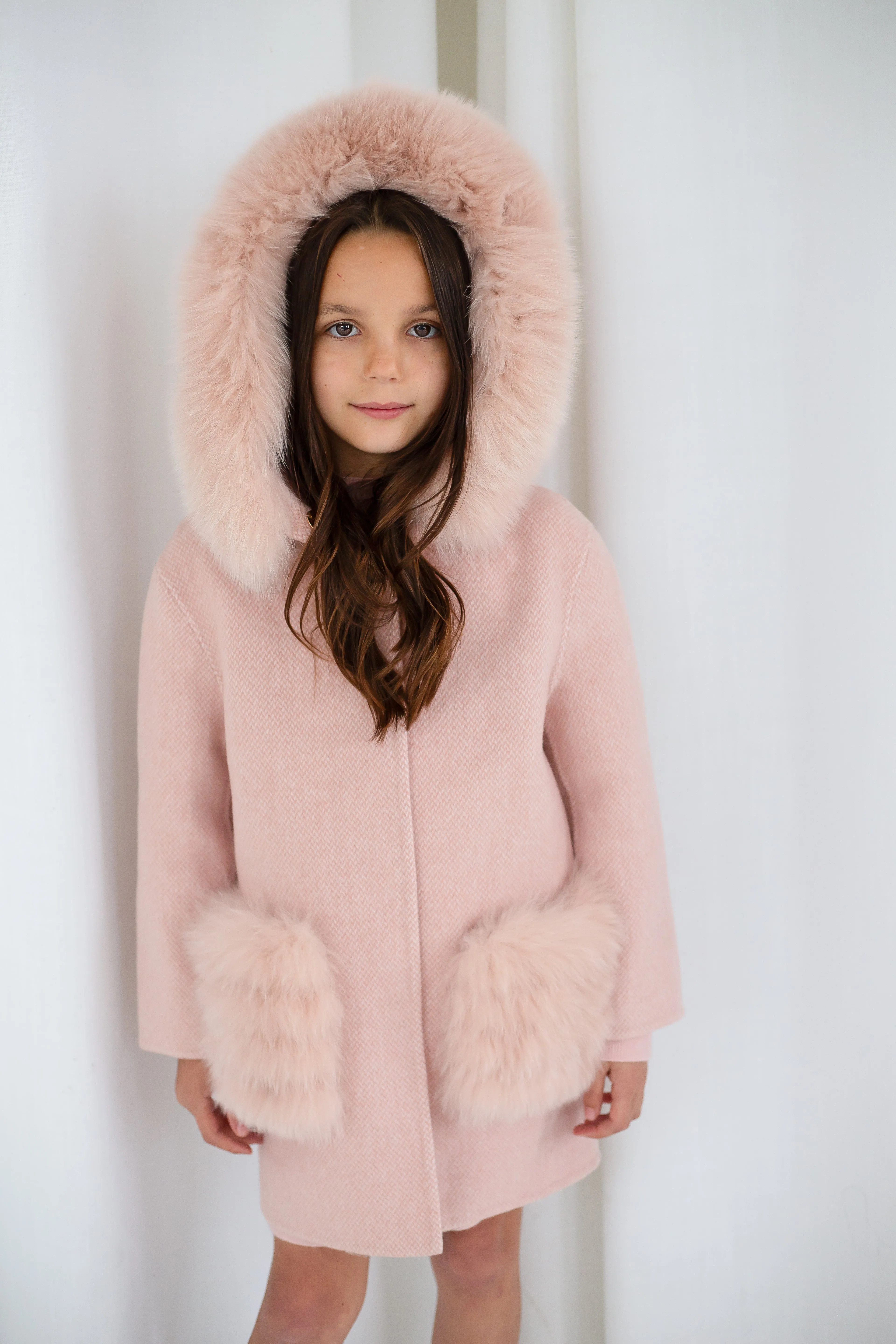 'Thea' hooded cashmere coat with fur pocket - Blush