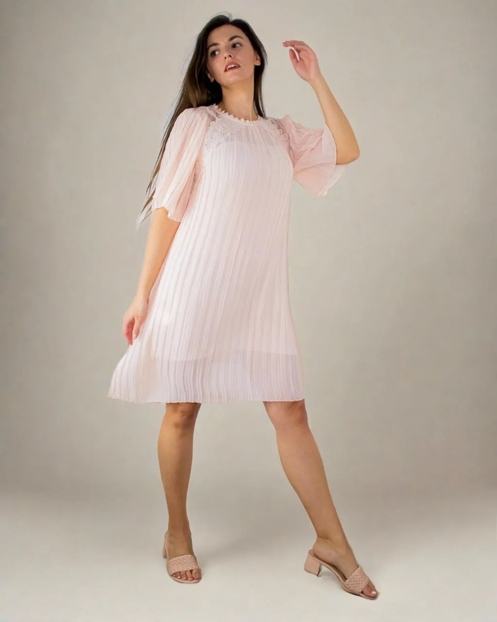 Tullia Oversized Light Pink Short Cocktail Dress